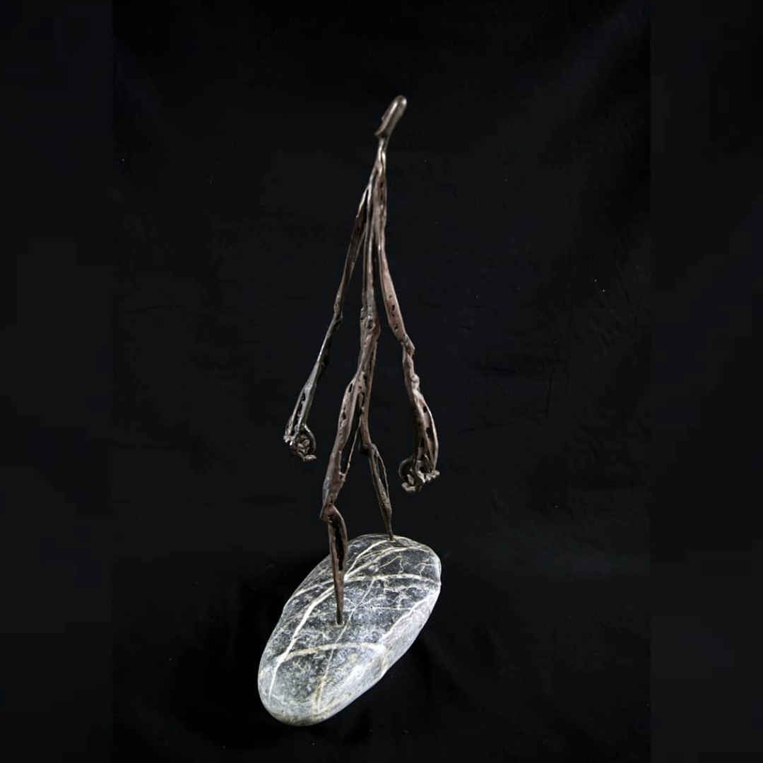 Escultura en hierro titulada Stephen de Miguel Murillo